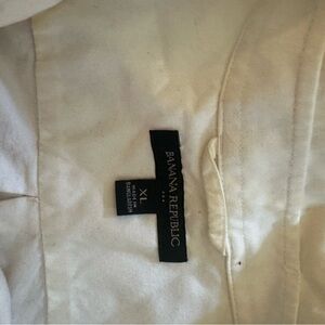 Banana Republic Cream Casual Button Down Shirt